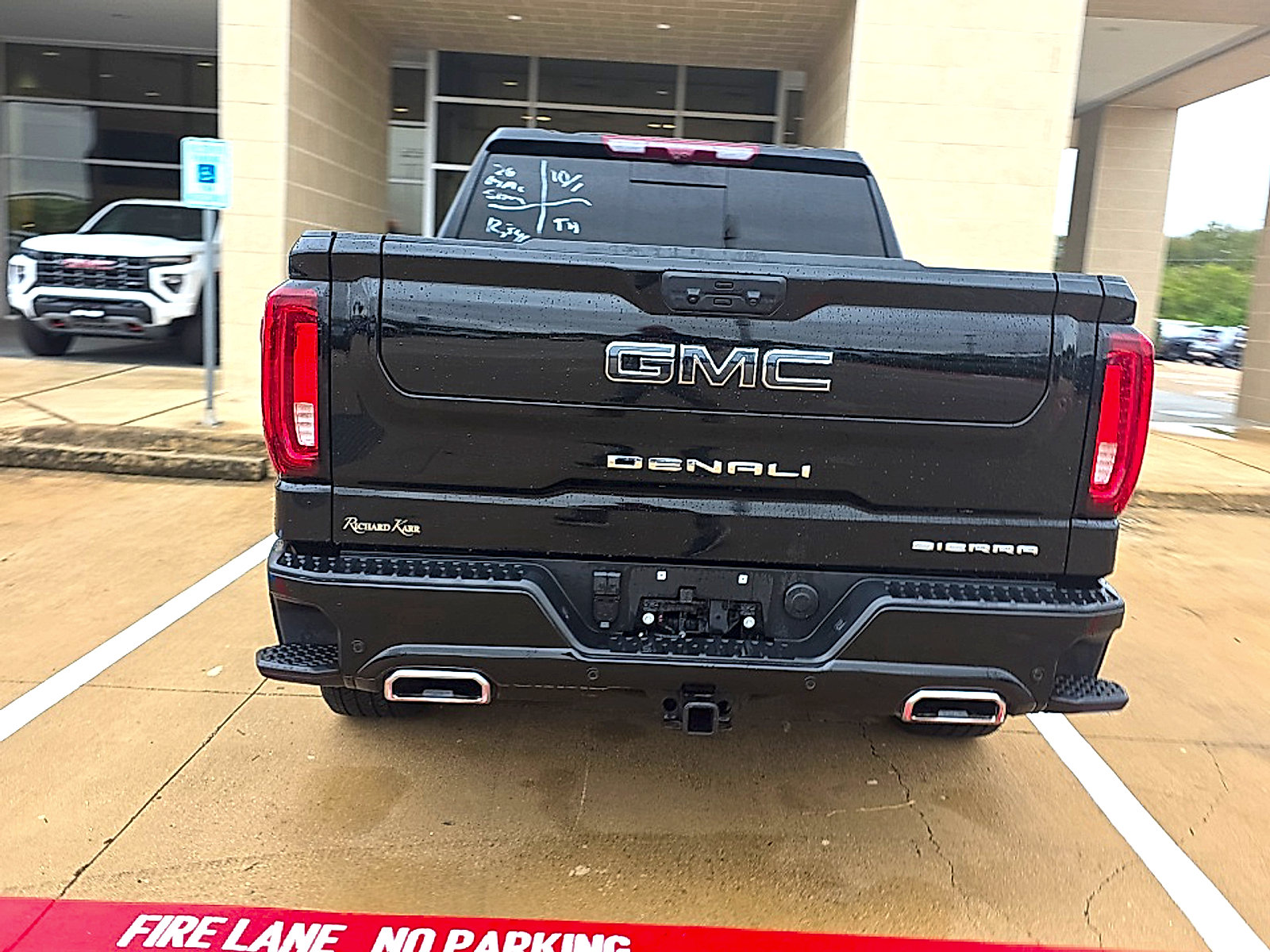 Used 2026 GMC Sierra 1500 Denali Ultimate AWD/4WD image 15