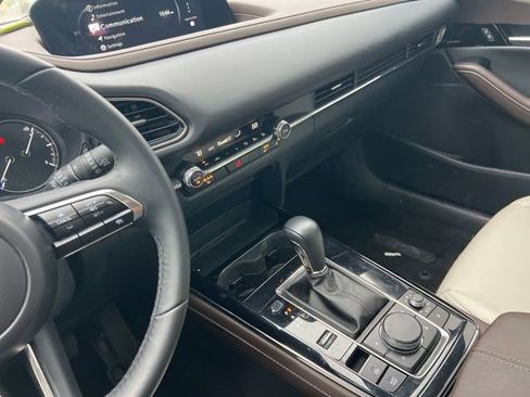 Used 2025 MAZDA CX-30 AWD 2.5 S w/ Premium Package image 25