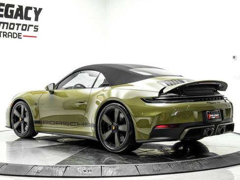 Used 2026 Porsche 911 Carrera GTS RWD image 11