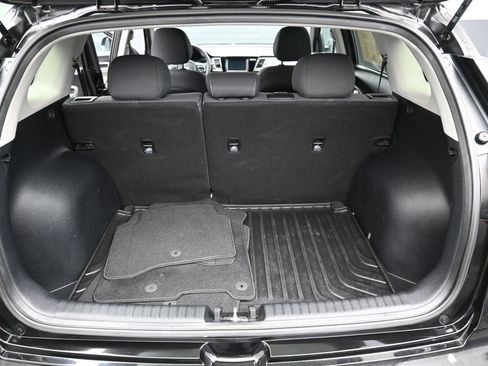 Used 2017 Kia Niro FE image 28