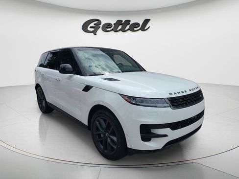 Used 2024 Land Rover Range Rover Sport SE AWD/4WD image 3