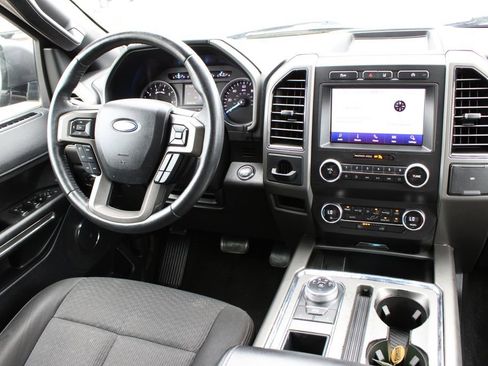 Used 2020 Ford Expedition XLT RWD image 10