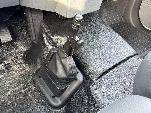 New 2027 Ford F650 2WD Regular Cab Super Duty image 25