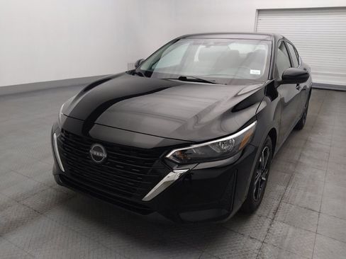 Used 2025 Nissan Sentra SV FWD image 15