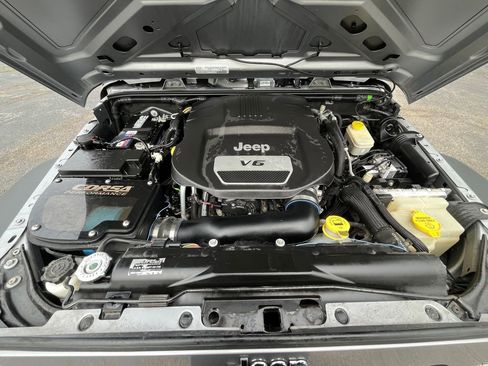 Used 2016 Jeep Wrangler Unlimited Sport w/ Quick Order Package 24S image 8