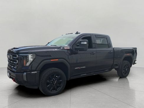 Used 2024 GMC Sierra 2500 AT4 w/ AT4 Premium Plus Package AWD/4WD image 11