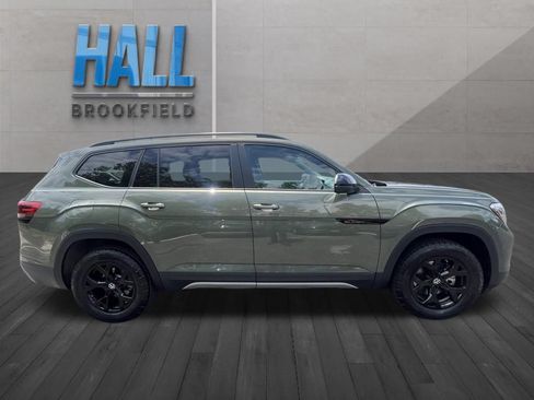 Certified 2026 Volkswagen Atlas Peak Edition AWD/4WD image 7