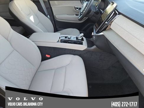 Used 2026 Volvo XC90 B6 Plus w/ Protection Package Premier AWD/4WD image 13
