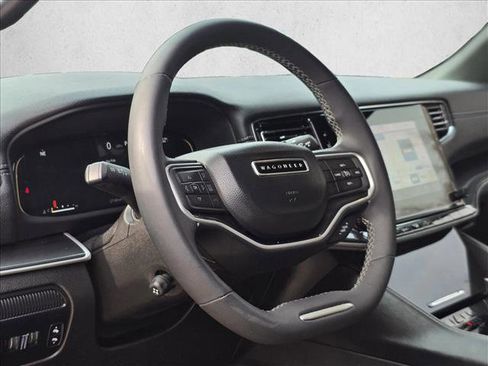 Used 2022 Jeep Wagoneer Series I w/ Premium Group I image 14