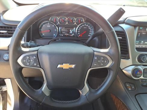 Used 2018 Chevrolet Suburban Premier image 28