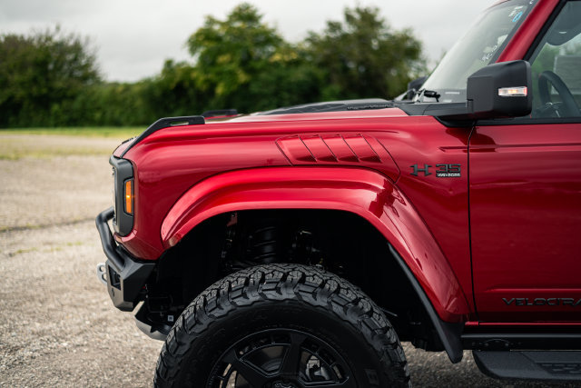 New 2026 Ford Bronco Raptor w/ Interior Carbon Fiber Pack AWD/4WD image 17