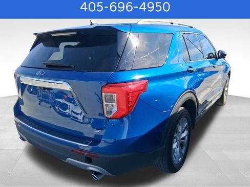Used 2023 Ford Explorer Limited image 4