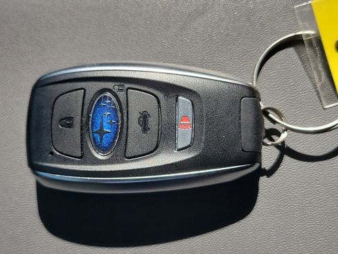 Certified 2024 Subaru Crosstrek 2.5i Limited image 32