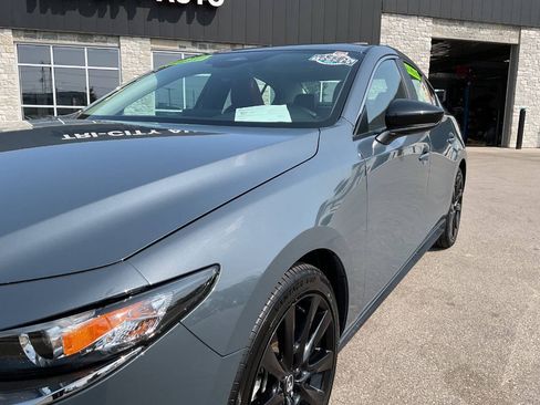 Used 2025 MAZDA MAZDA3 s AWD/4WD image 2