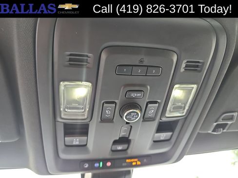 Certified 2021 Chevrolet Tahoe Z71 w/ Z71 Off-Road Package AWD/4WD image 24