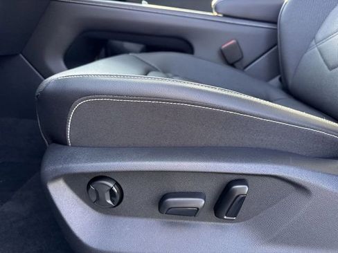 New 2026 Volkswagen Atlas SE image 13