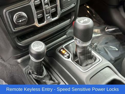 Used 2021 Jeep Wrangler Unlimited Sport image 9