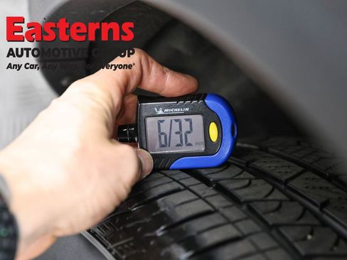 Used 2024 Alfa Romeo Stelvio Sprint AWD/4WD image 31