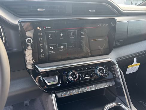 New 2026 GMC Sierra 1500 Denali w/ Denali Reserve Package AWD/4WD image 12