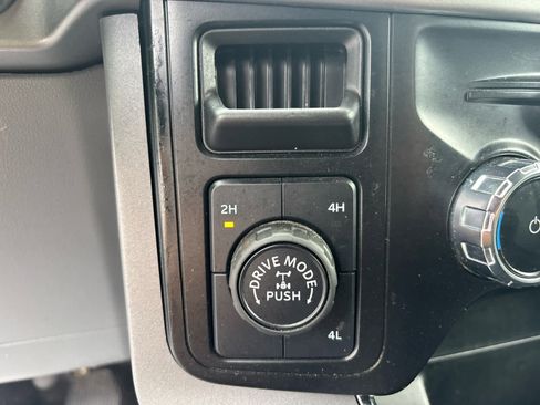 Used 2024 Ford F150 XLT w/ Mobile Office Package image 10