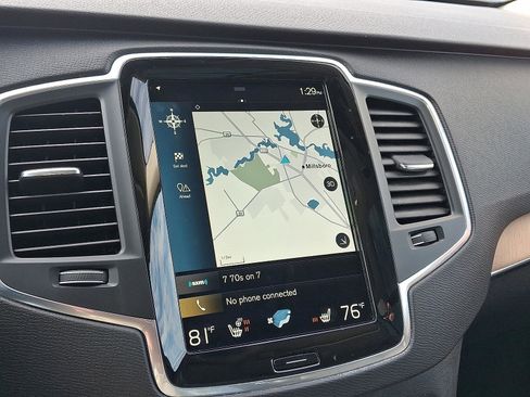 Used 2021 Volvo XC90 T8 Inscription Expression w/ Climate Package image 18