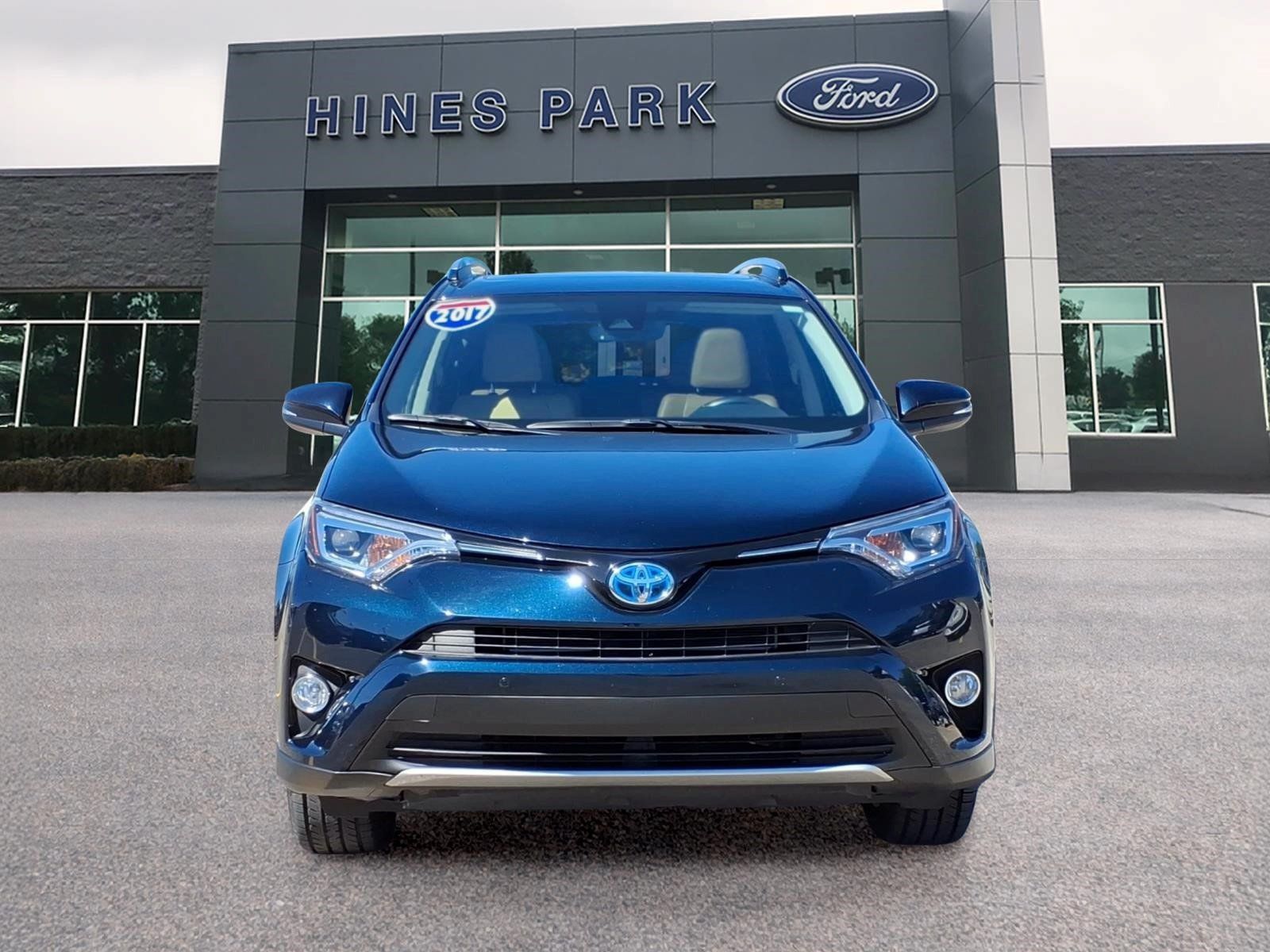 Used 2017 Toyota RAV4 Limited w/ All Weather Liner Package AWD/4WD image 2