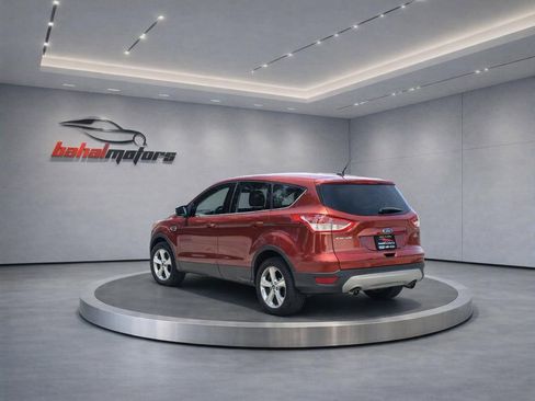 Used 2014 Ford Escape SE FWD image 9