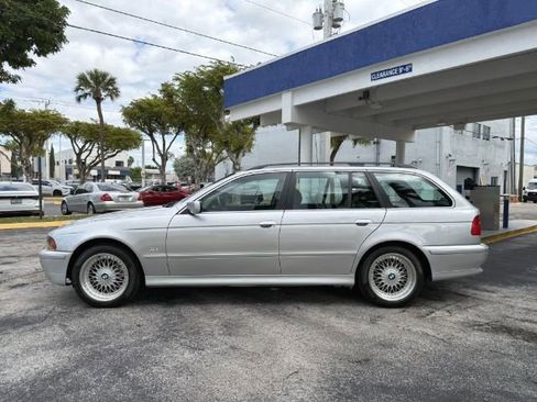 Used 2003 BMW 525i Wagon image 15
