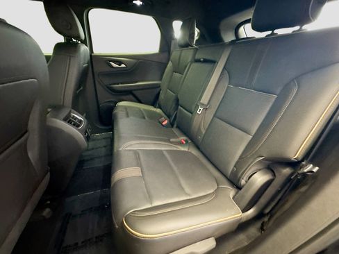 Used 2019 Chevrolet Blazer Premier image 12