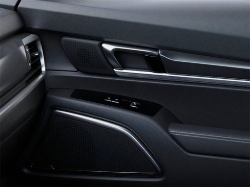 New 2025 Kia Telluride S image 25