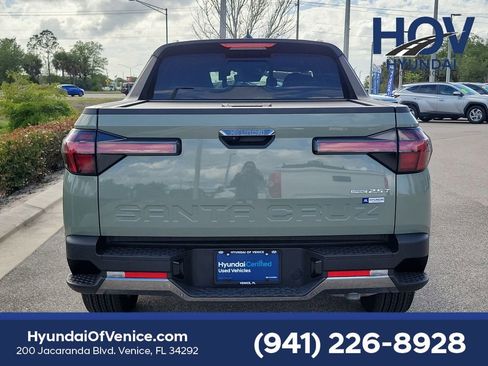 Certified 2025 Hyundai Santa Cruz Limited AWD/4WD image 7