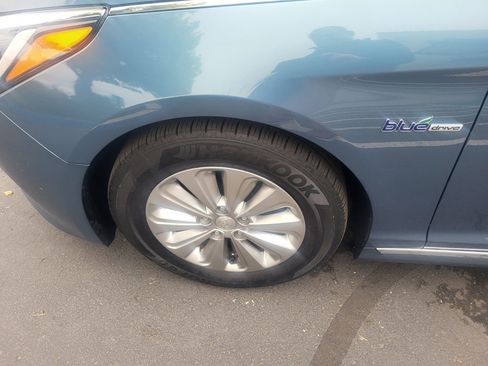 Used 2016 Hyundai Sonata SE image 24