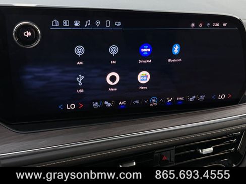 Used 2025 Chevrolet Suburban Premier w/ Sun And Tow Package AWD/4WD image 32