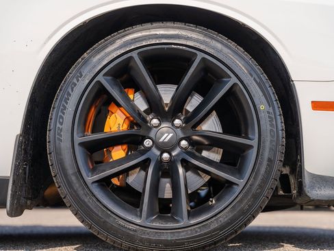 Used 2022 Dodge Challenger GT w/ Plus Package image 15