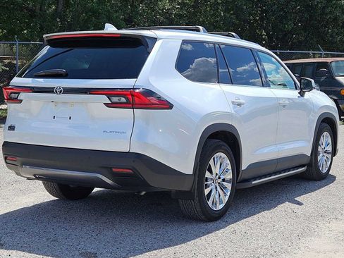 Used 2026 Toyota Grand Highlander AWD image 6