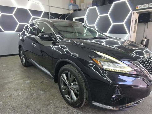 Used 2019 Nissan Murano Platinum FWD image 2