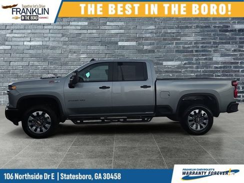 Used 2026 Chevrolet Silverado 2500 Custom w/ Custom Value Package AWD/4WD image 2