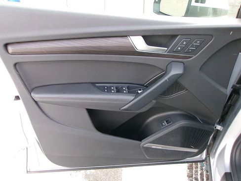 Used 2020 Audi Q5 2.0T Premium Plus AWD/4WD image 19