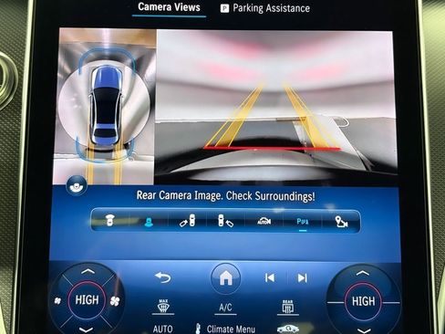 Used 2024 Mercedes-Benz C 43 AMG 4MATIC Sedan image 21