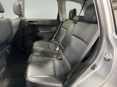 Used 2015 Subaru Forester 2.5i Limited AWD/4WD image 30