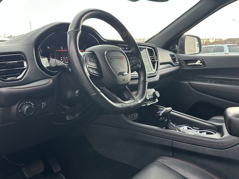 Used 2024 Dodge Durango GT image 8