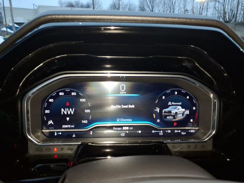 Used 2024 Chevrolet Silverado 1500 LT Trail Boss w/ LT Trail Boss Premium Package image 19