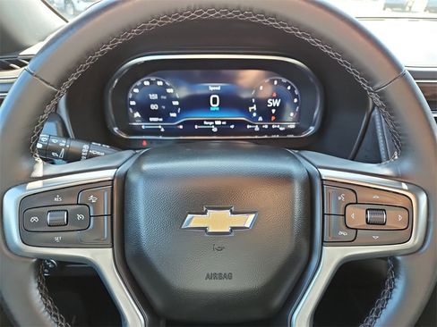 Certified 2024 Chevrolet Suburban LT image 11