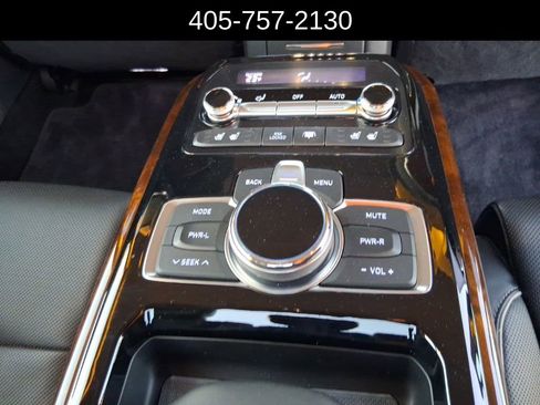 Used 2018 Genesis G90 5.0 Ultimate image 10