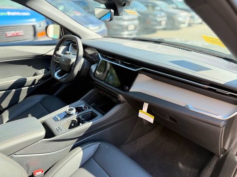 New 2026 Jeep Cherokee Limited AWD/4WD image 15