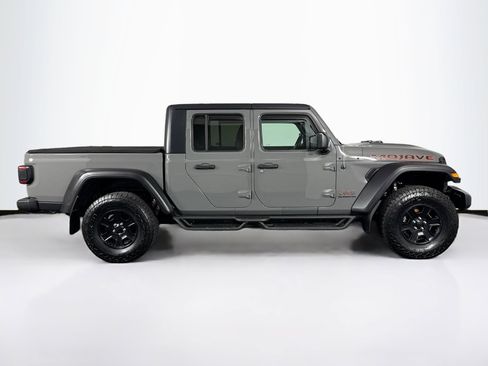 Used 2021 Jeep Gladiator Mojave AWD/4WD image 12