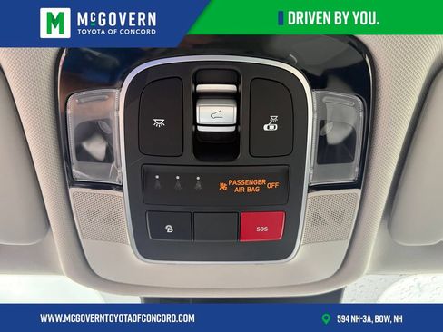 Used 2024 Hyundai Tucson Limited AWD/4WD image 32