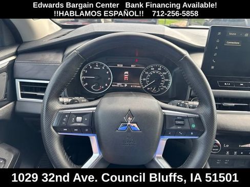 Used 2025 Mitsubishi Outlander SE AWD/4WD image 15