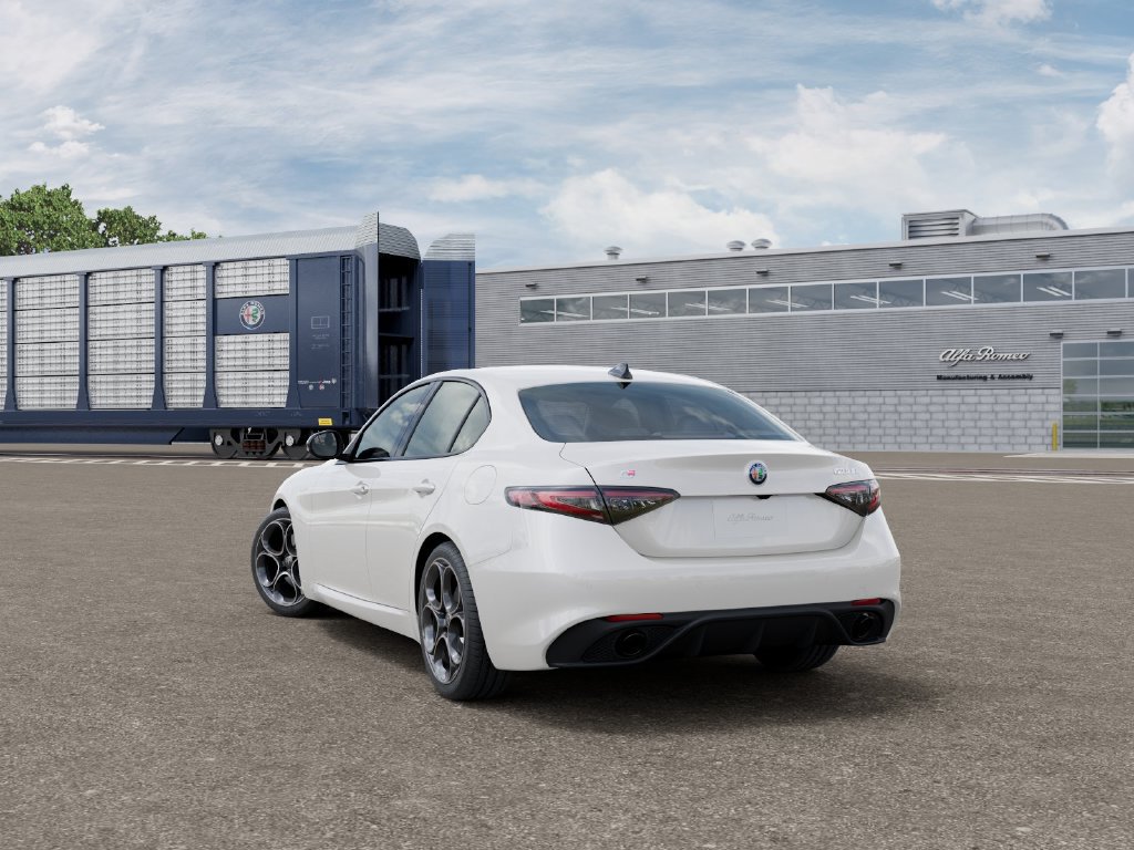 New 2026 Alfa Romeo Giulia RWD image 3