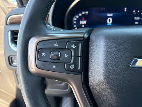 Used 2023 Chevrolet Tahoe High Country w/ Premium Package 2 AWD/4WD image 25